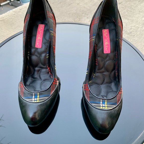 BETSEY JOHNSON PLAID & PATENT PUMPS - Picture 2 of 9